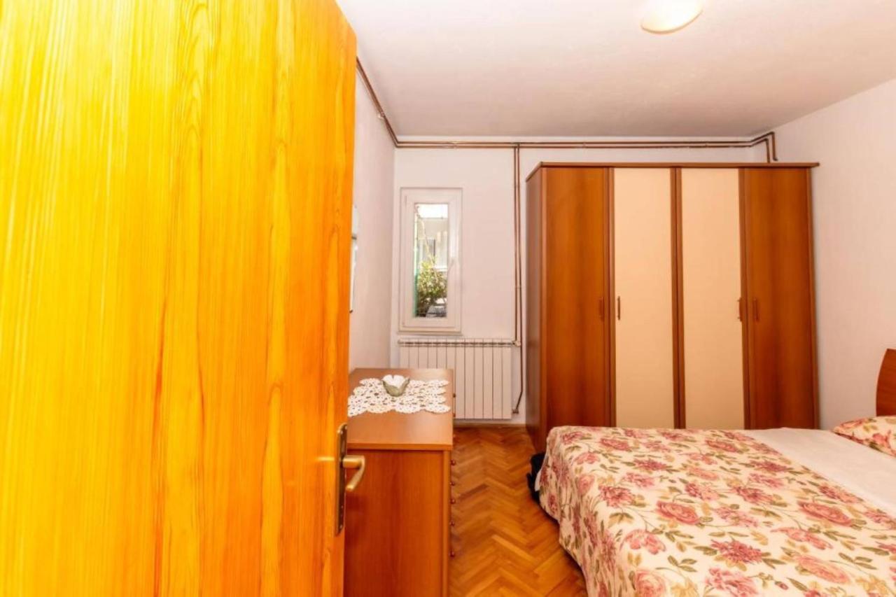 Apartment Vita Kaštela Екстериор снимка